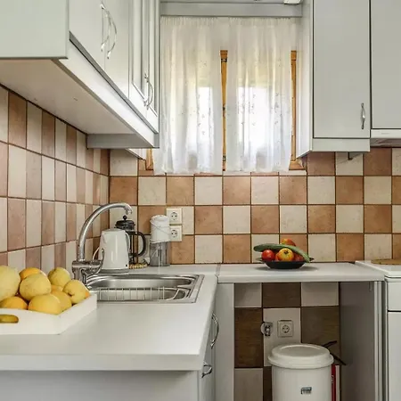 Garden House Lefkada ליגיה